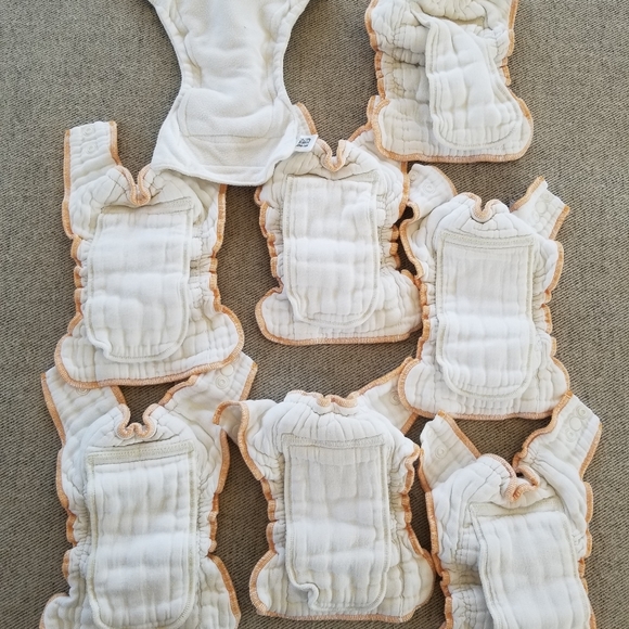 Newborn cloth diaper bundle - Picture 2 of 8